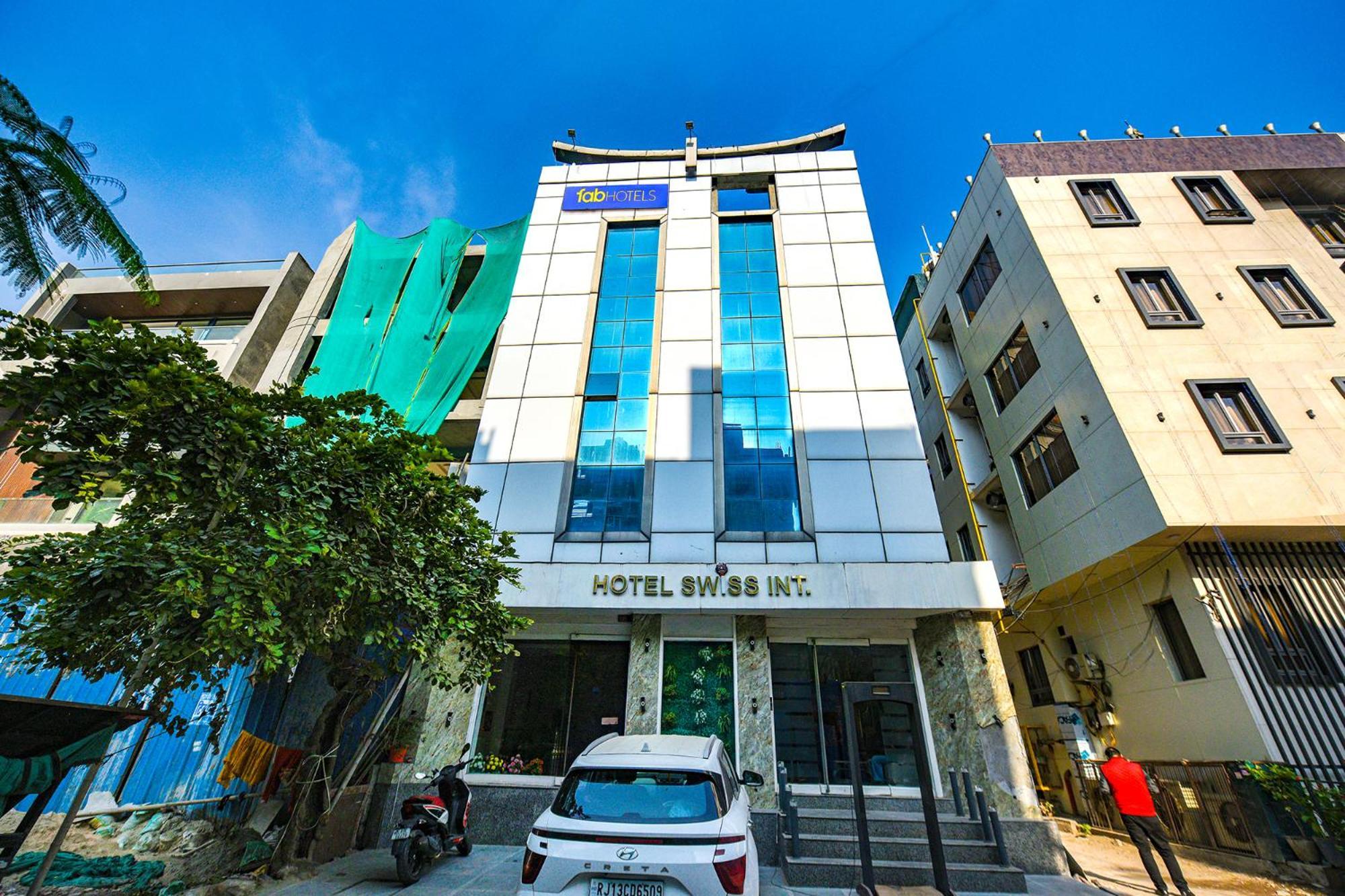 Fabhotel Swiss International Patel Nagar Nuova Delhi Esterno foto